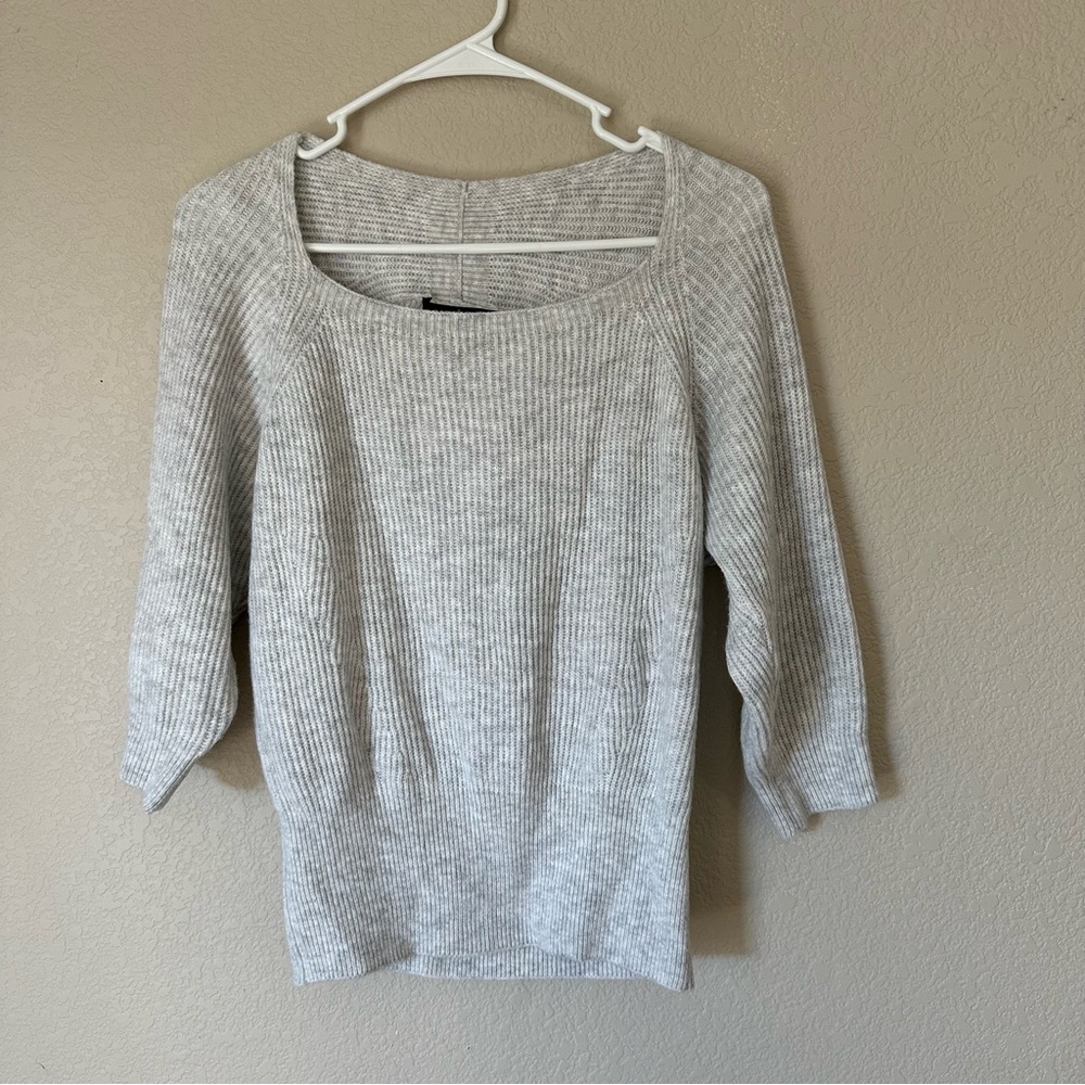 White House‎ Black Market Light Gray Ribbed Raglan Pullover Sweater - Picture 3 of 7